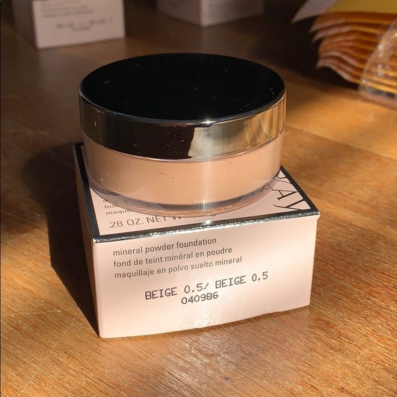mary kay mineral powder foundation - Picture 4 of 7